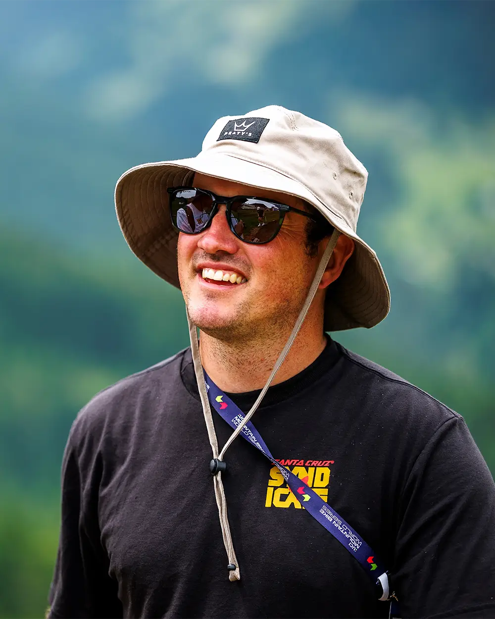 Peaty's boonie Sun hat in desert