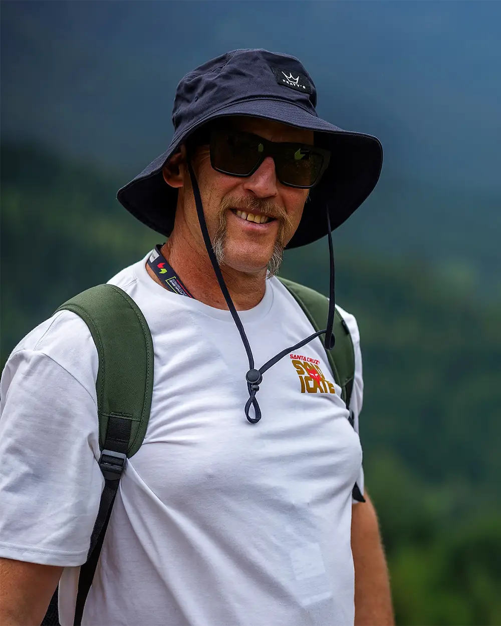 Steve Peat wearing the Peaty's boonie Sun hat in navy